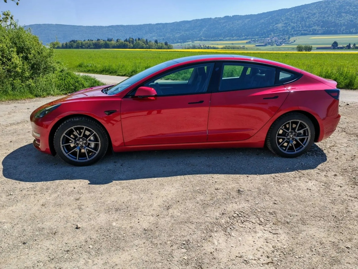 Tesla Model 3 Long Range D - Top Zustand Tesla Tesla Model 3 Long Range D