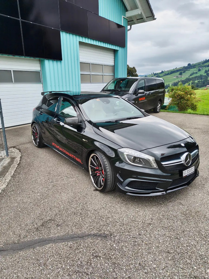 Mercedes-Benz A 45 AMG 4m 420 PS - Top Ausstattung Mercedes-Benz Mercedes-Benz A-Klasse W176 A 45 AMG 4m