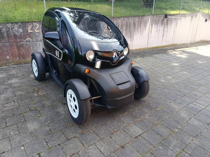 Renault Twizy Sport Edition - Schnell und Flexibel Renault Renault Twizy Sport Edition