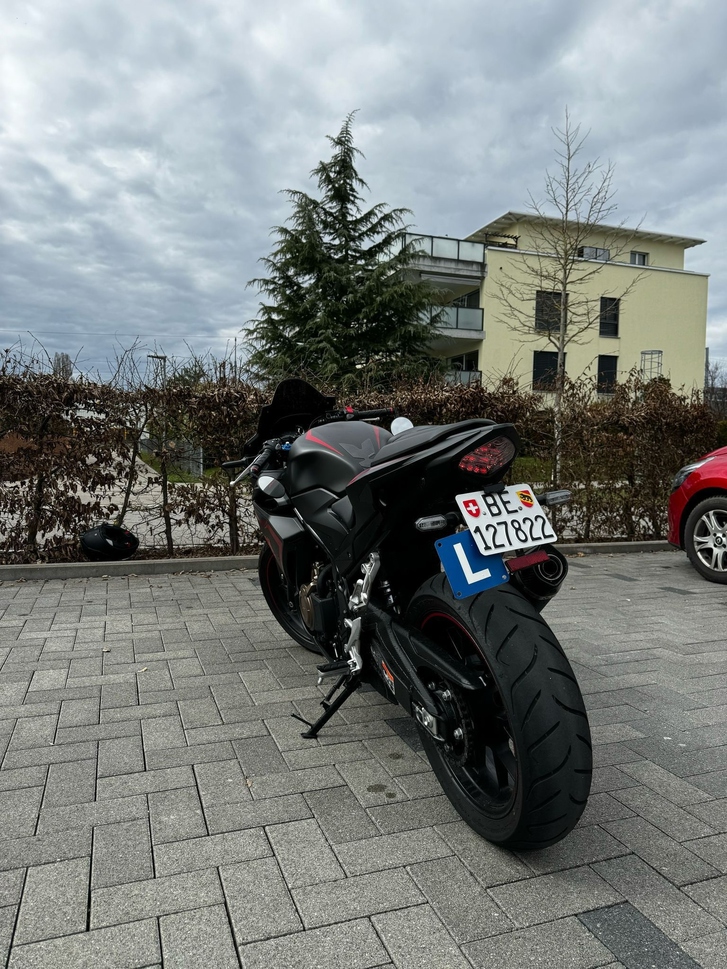 Honda CBR 500 R in Top-Zustand zu verkaufen Honda Honda CBR 500 R (35kW)