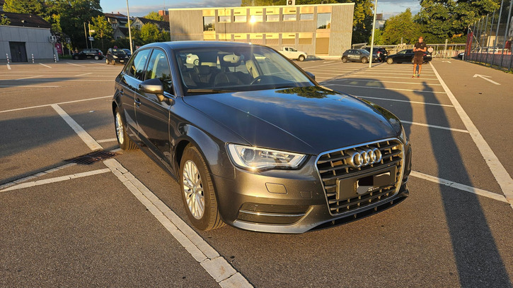 Audi A3 Sportback 1.4 TFSI ultra, Top Zustand Audi Audi A3 Sportback 1.4 T FSI ultra Ambiente S-Tr