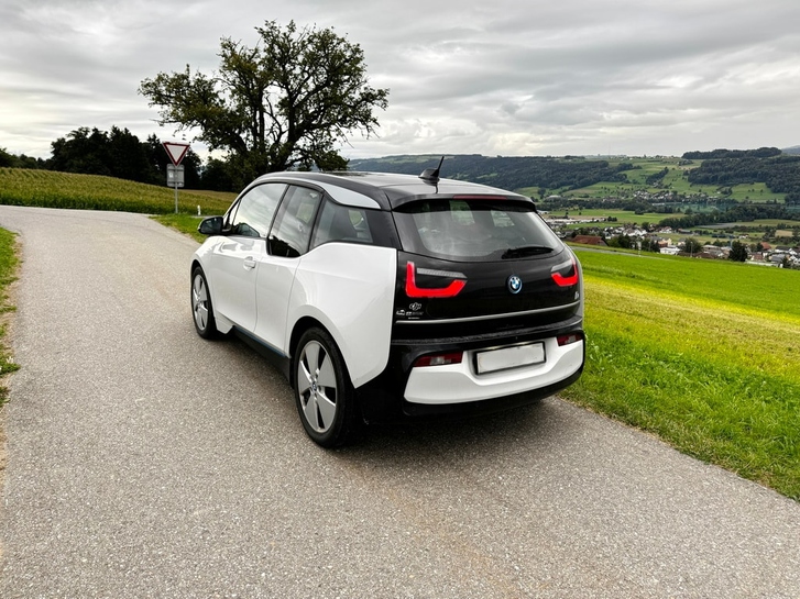 BMW i3 Elektroauto 94 Ah in neuwertigem Zustand BMW BMW i3 E-Motor 94 Ah