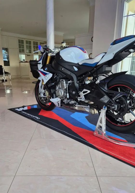 BMW S 1000 R ABS