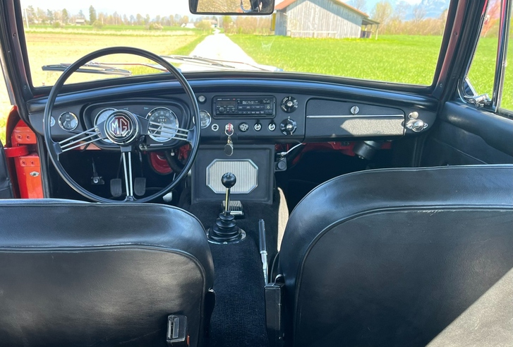 MG MGB GT