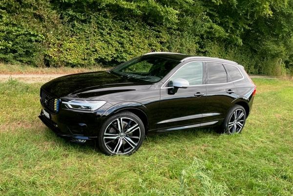 Eleganter Volvo XC60 T5 R-Design AWD in Top-Zustand Volvo Volvo XC60 2.0 T5 R-Design AWD