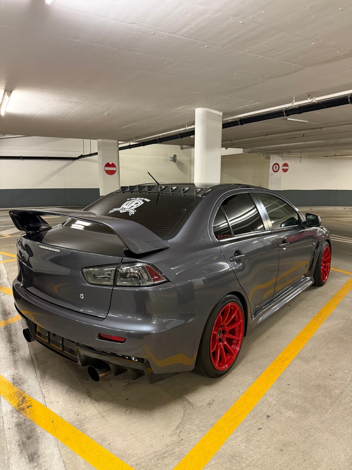 Mitsubishi Lancer 2.0 T MIVEC Evolution MR