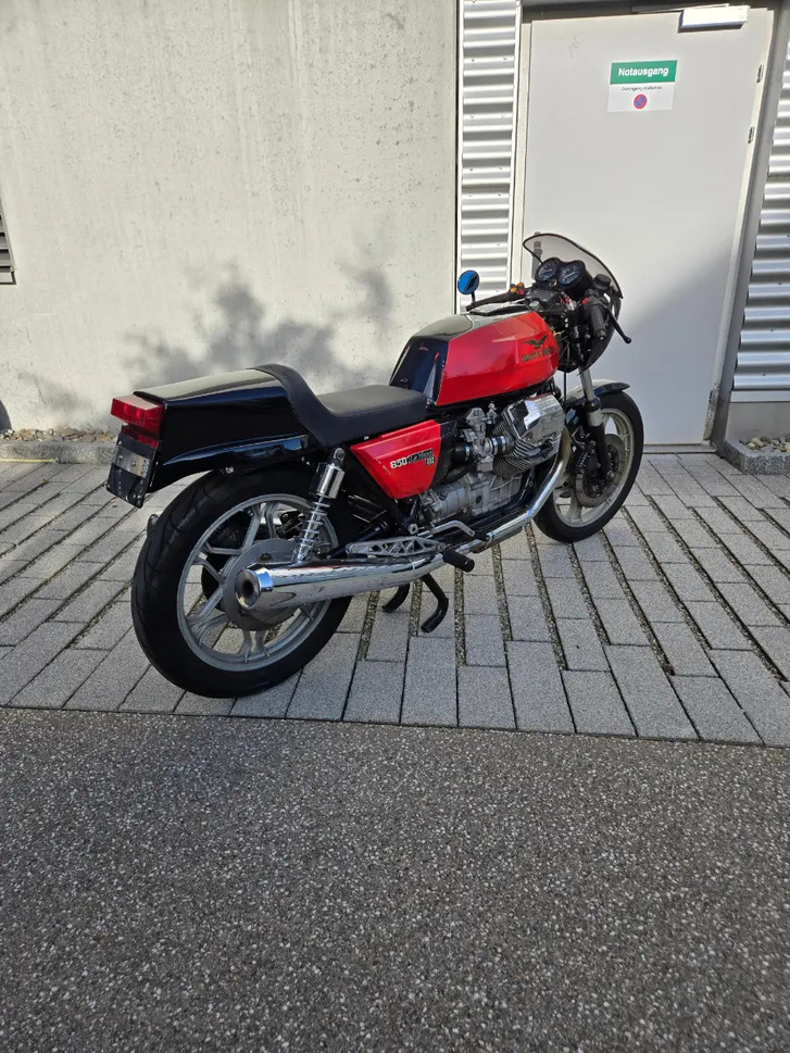 MOTO GUZZI 850 LE MANS III