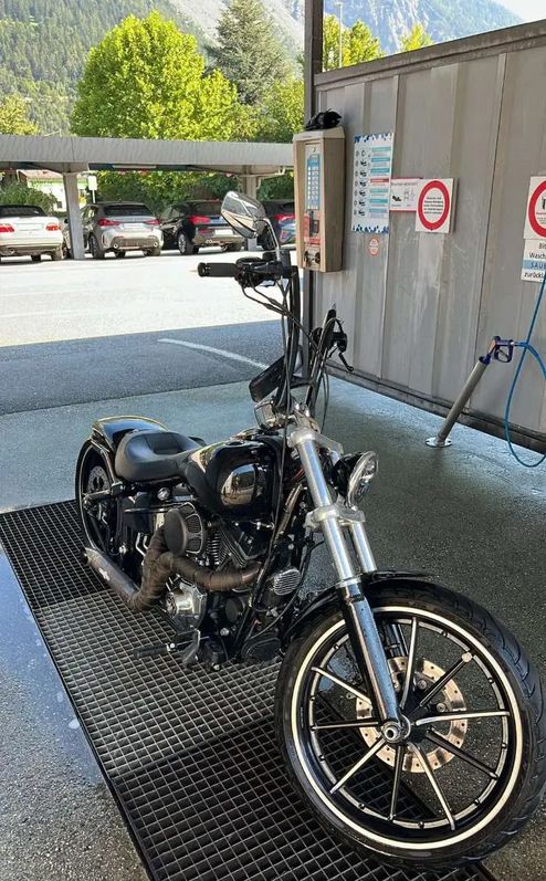 HARLEY-DAVIDSON FXSB Breakout 103 ABS