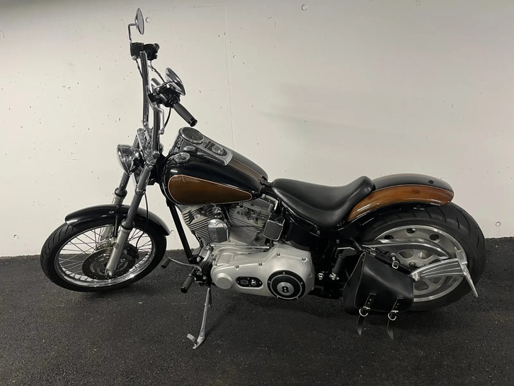 HARLEY-DAVIDSON FXSTI