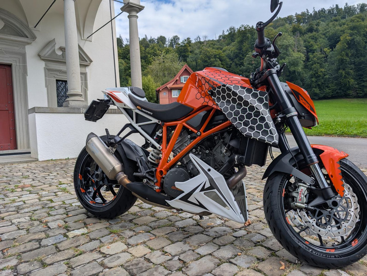 KTM 1290 Super Duke R