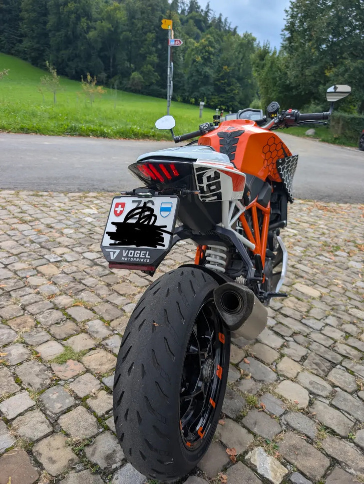 KTM 1290 Super Duke R