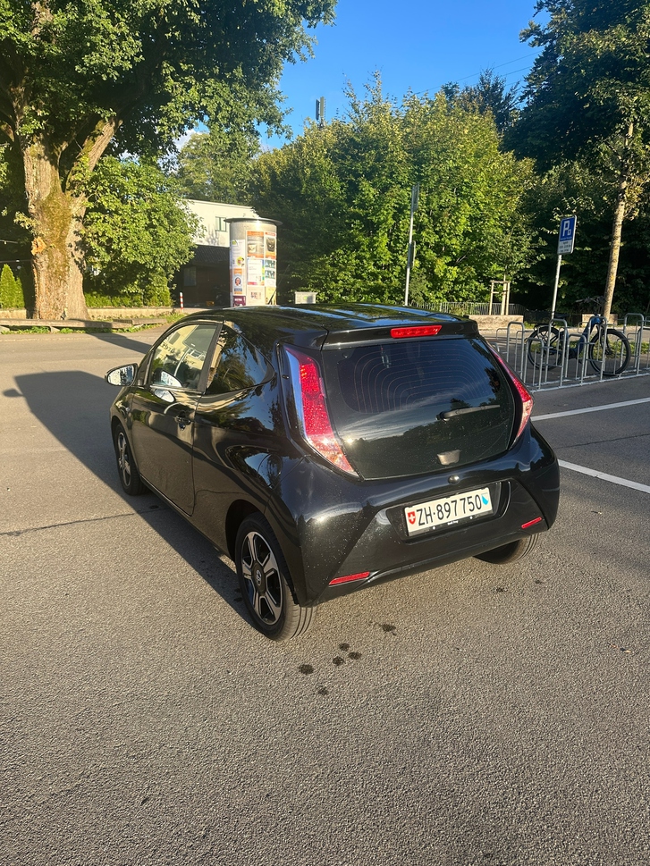 Toyota Aygo 1.2 VVT-i x-clusiv
