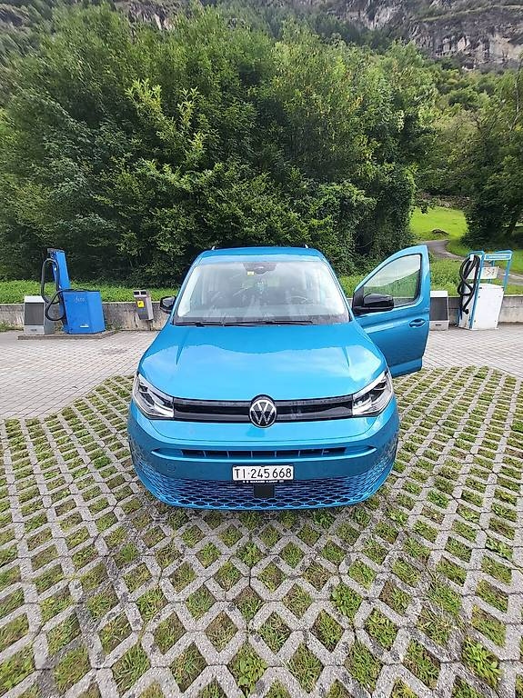 VW Caddy 2.0 TDI California