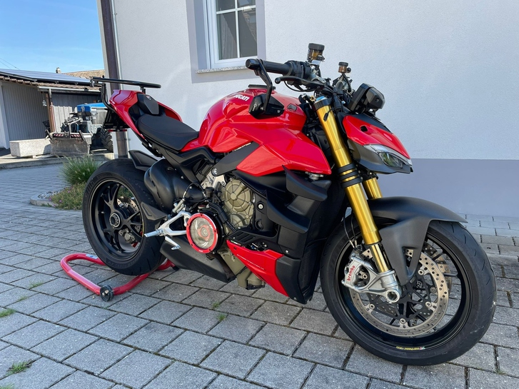 DUCATI Streetfighter V4 S