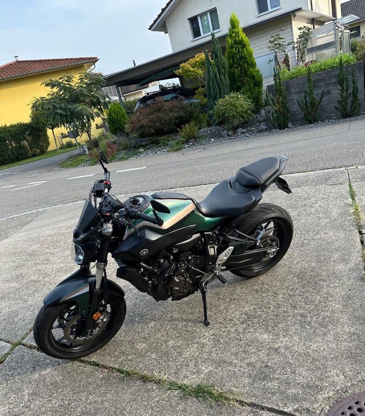 YAMAHA MT-07