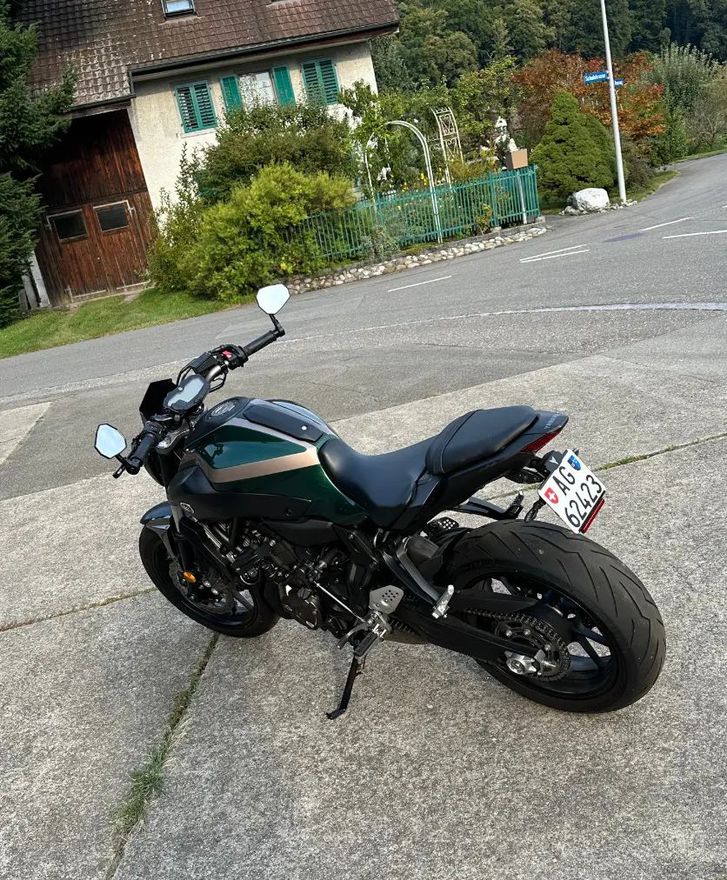 YAMAHA MT-07