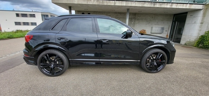 Audi RS Q3 2.5 TFSI quattro S-Tronic