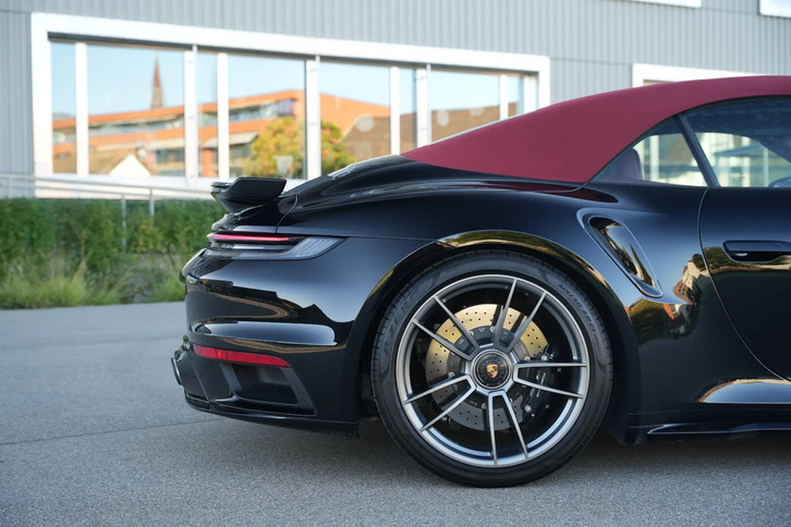 Porsche 911 Cabriolet 3.7 Turbo S PDK