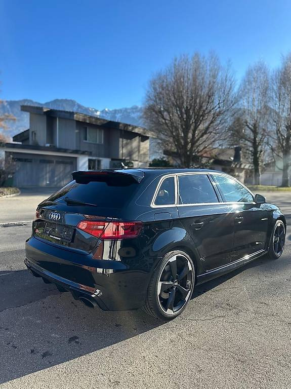 Audi RS3 Sportback 367 PS - Vollausstattung, 2016 Audi Audi RS3 Sportback 2.5 T FSI quattro S-Tronic