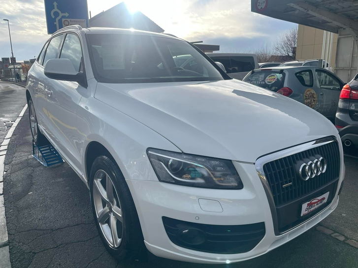 Audi Q5 2.0 TFSI quattro T-Tronic
