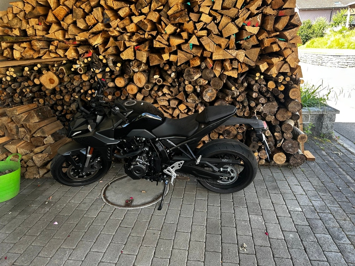Suzuki GSX 8 S (35kW) - Jetzt Verfügbar! Suzuki Suzuki GSX 8 S (35kW)