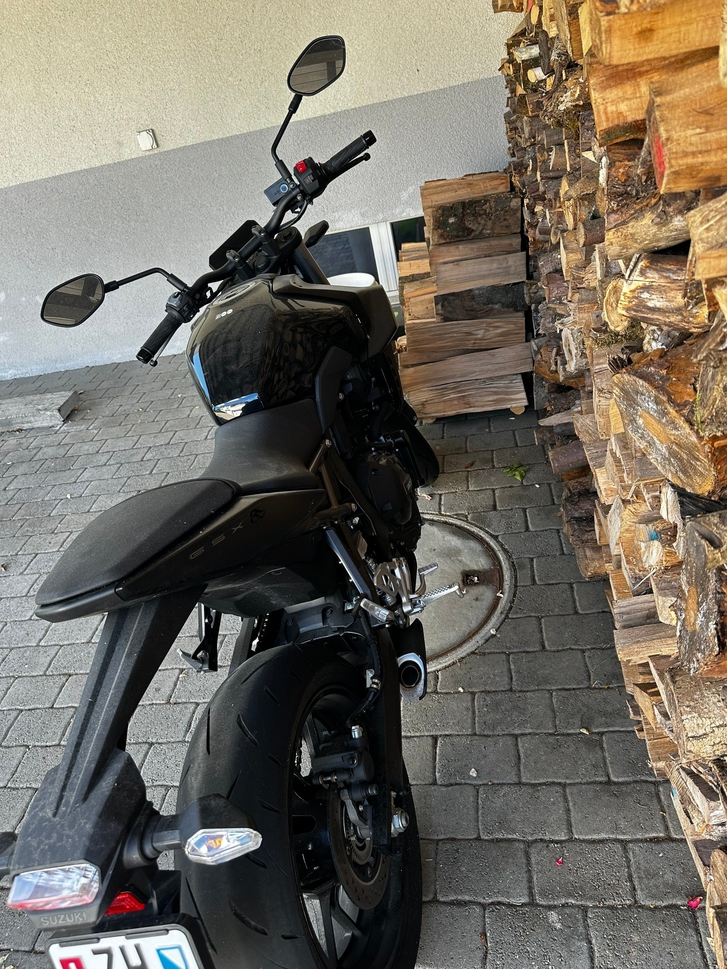 Suzuki GSX 8 S (35kW) - Jetzt Verfügbar! Suzuki Suzuki GSX 8 S (35kW)