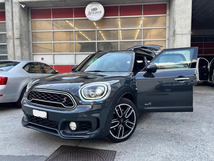 MINI Countryman JCW 2019 mit 192 PS in Grau Mini Mini Countryman F60 2.0i Cooper S ALL4