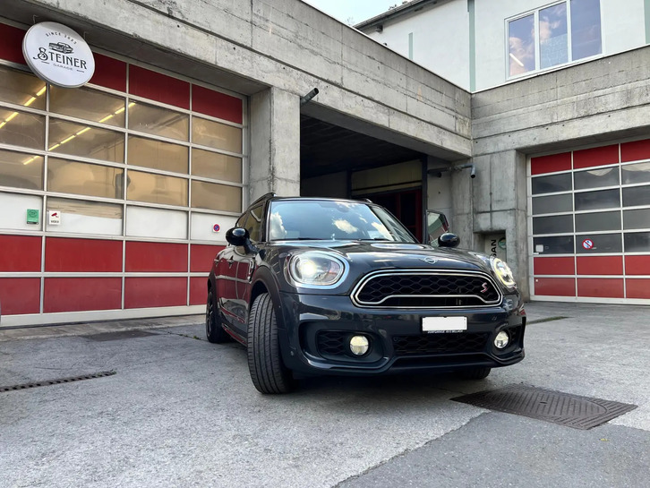 MINI Countryman JCW 2019 mit 192 PS in Grau Mini Mini Countryman F60 2.0i Cooper S ALL4
