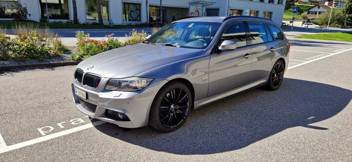 BMW 320d xDrive Touring - M Paket, 8-Räder, Top-Zustand BMW BMW 3er Reihe E91 Touring 320d xDrive