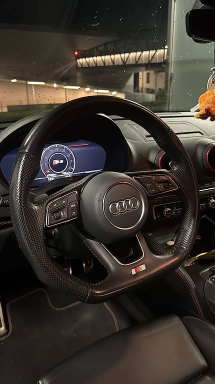 Audi S3 Sportback 2018 - Vollausstattung, top Zustand Audi Audi S3 Sportback 2.0 T FSI quattro S-Tronic