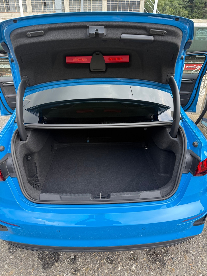 Audi A3 Limousine 35 TFSI S Line | Top Ausstattung Audi Audi A3 Limousine 1.5 35 TFSI S Line S-Tronic