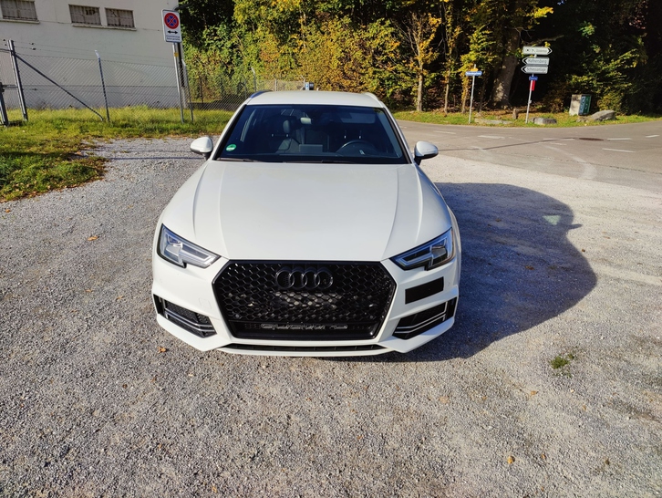 Audi A4 Avant 3.0 TDI 272PS quattro S-Line Audi Audi A4 Avant 3.0 V6 TDI 272 quattro T-Tronic