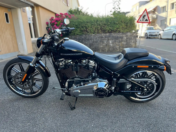 Harley-Davidson FXBRS Breakout 114 - Top Zustand HARLEY-DAVIDSON HARLEY-DAVIDSON FXBRS Breakout 114