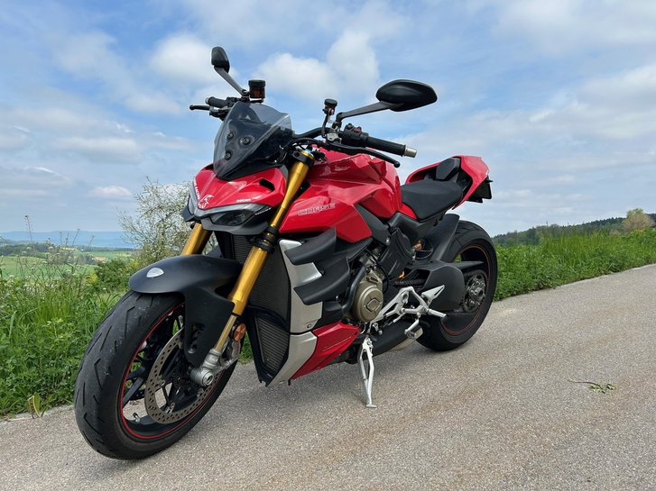 DUCATI Streetfighter V4 S - Perfektion auf zwei Rädern DUCATI DUCATI Streetfighter V4 S