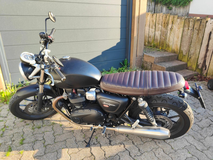 Triumph Street Twin 900i zum Verkauf - Top Zustand   TRIUMPH TRIUMPH Street Twin 900 i