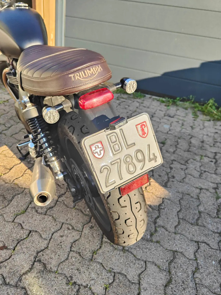 Triumph Street Twin 900i zum Verkauf - Top Zustand   TRIUMPH TRIUMPH Street Twin 900 i