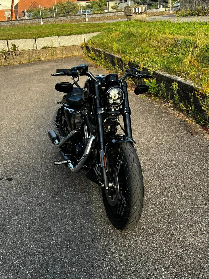 Harley-Davidson XL 1200 CX Sportster - Top Zustand HARLEY-DAVIDSON HARLEY-DAVIDSON XL 1200 CX Sportster Roadster ABS