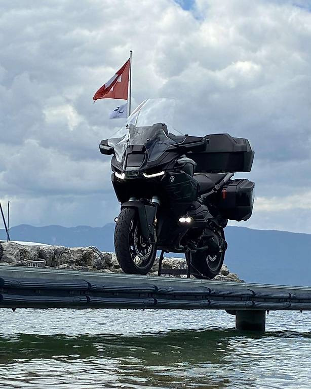 BMW R 1300 RT Triple Black