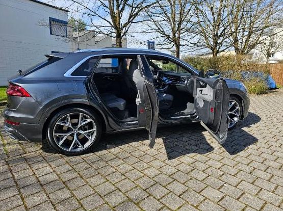 Audi Q8 50 TDI quattro - Luxus-SUV mit Top-Ausstattung Audi Audi Q8 3.0 50 TDI quattro T-Tronic