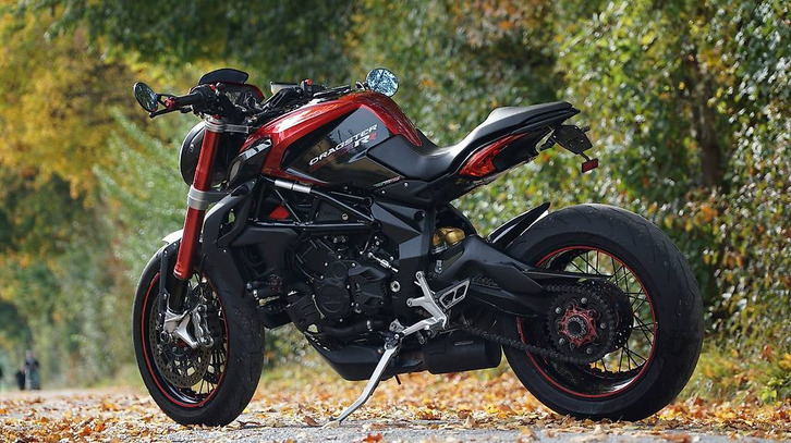 MV Agusta Dragster 800 RR - Sportliche Power & Optik MV AGUSTA MV AGUSTA Brutale Dragster 800 RR