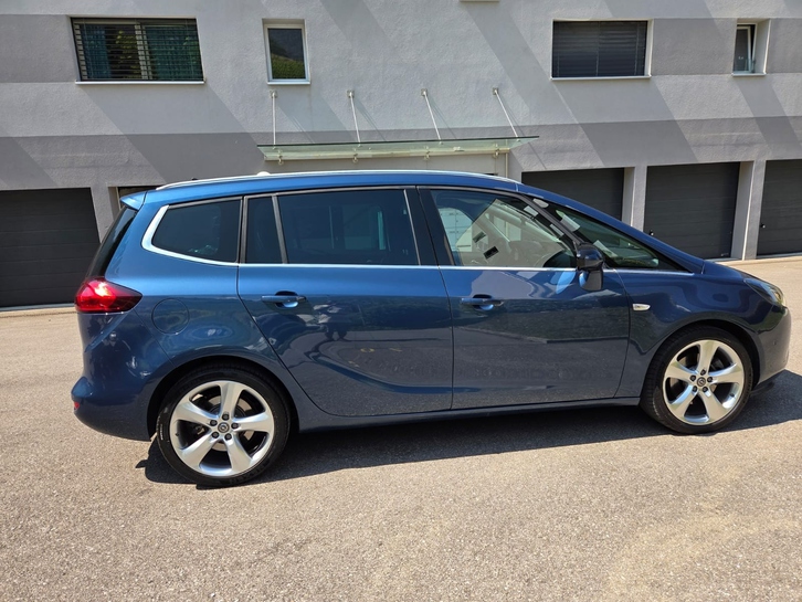 Opel Zafira Tourer 2015 - Top Ausstattung, CHF, Villeneuve Opel Opel Zafira Tourer 1.6T eTEC Cosmo S/S
