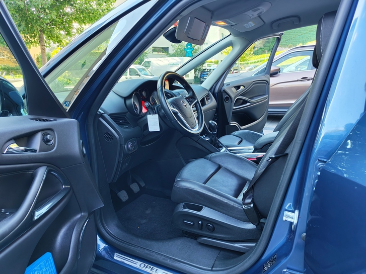 Opel Zafira Tourer 2015 - Top Ausstattung, CHF, Villeneuve Opel Opel Zafira Tourer 1.6T eTEC Cosmo S/S