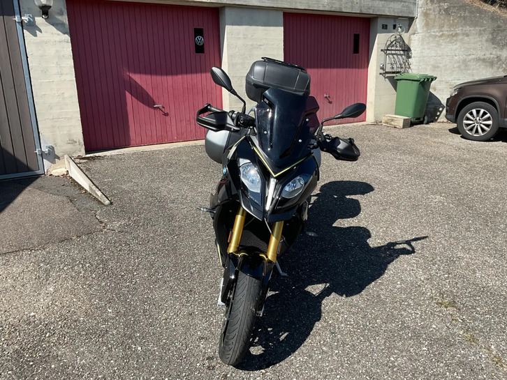 BMW S 1000 XR ABS mit umfassender Ausstattung BMW BMW S 1000 XR ABS