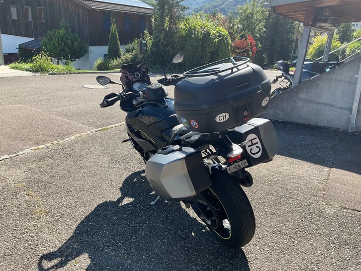 BMW S 1000 XR ABS mit umfassender Ausstattung BMW BMW S 1000 XR ABS