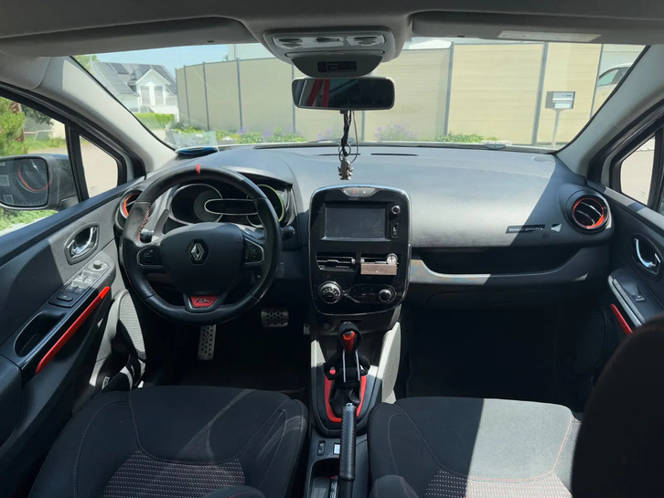 Renault Clio Sport 200 RS - Top Ausstattung, Schweiz Renault Renault Clio Sport 1.6 T 200 RS