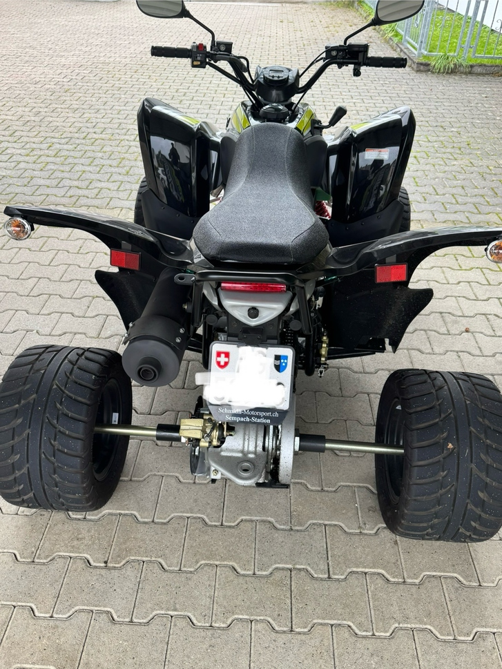 AEON Cobra 400 EFI - Top Zustand Quad in CH AEON AEON Cobra 400 EFI