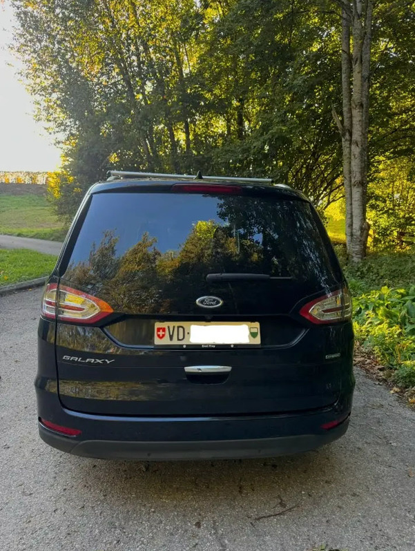 Ford Galaxy 2.5 Hybrid Titanium 7P - Perfekt für Familien Ford Ford Galaxy 2.5 Hybrid Titanium 7P