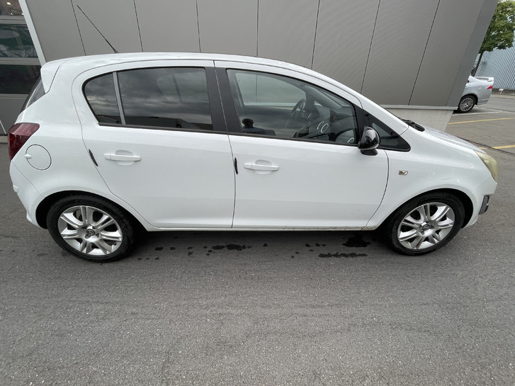 Opel Corsa 1.4i 16V TP Color Ed.