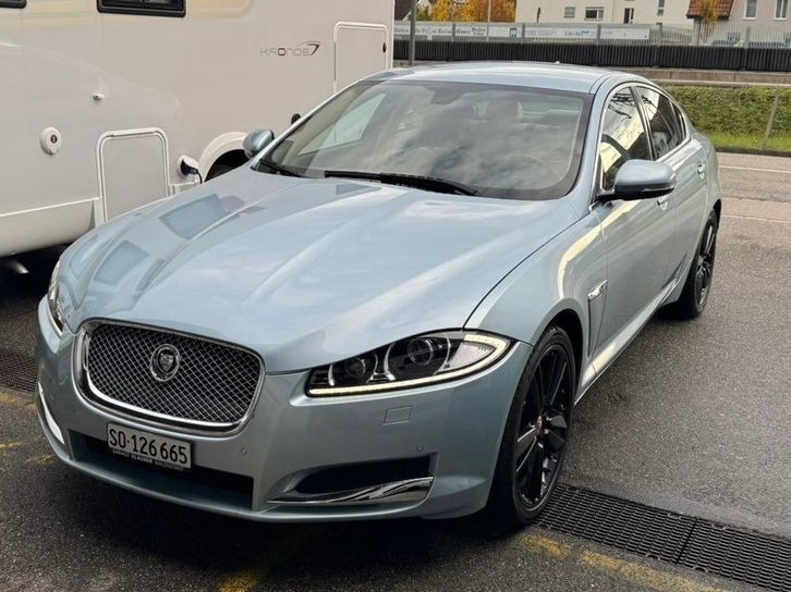 Jaguar XF 3.0 V6 S/C AWD - Perfekter Zustand, Neu MFK Jaguar Jaguar XF 3.0 V6 S/C AWD