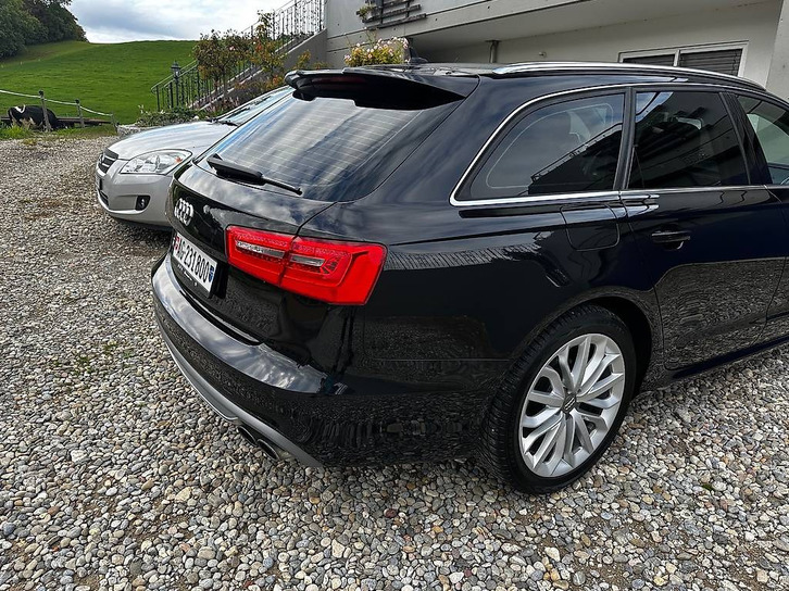 Audi S6 4.0 V8 TFSI Quattro â Performance & Komfort Audi Audi S6 4.0 V8 TFSI quattro S-Tronic